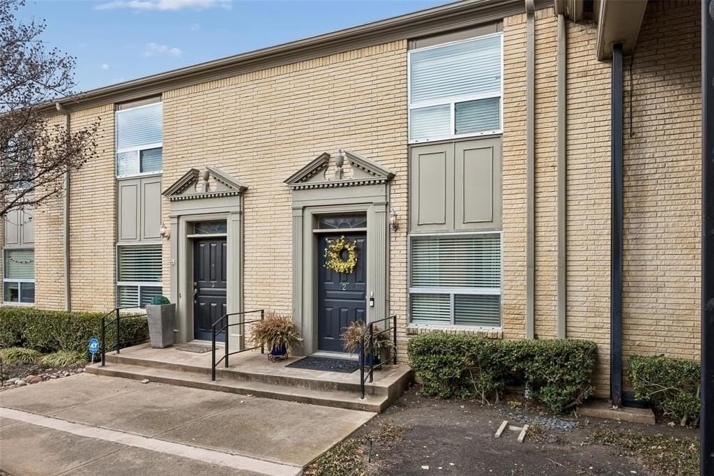 7506 W Northwest Hwy #2 - Photo 2 of 29