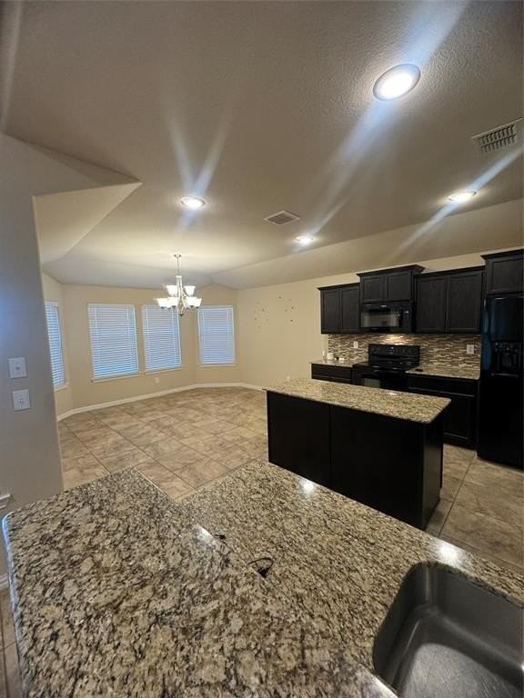 107 Fred Ln - Photo 3 of 15