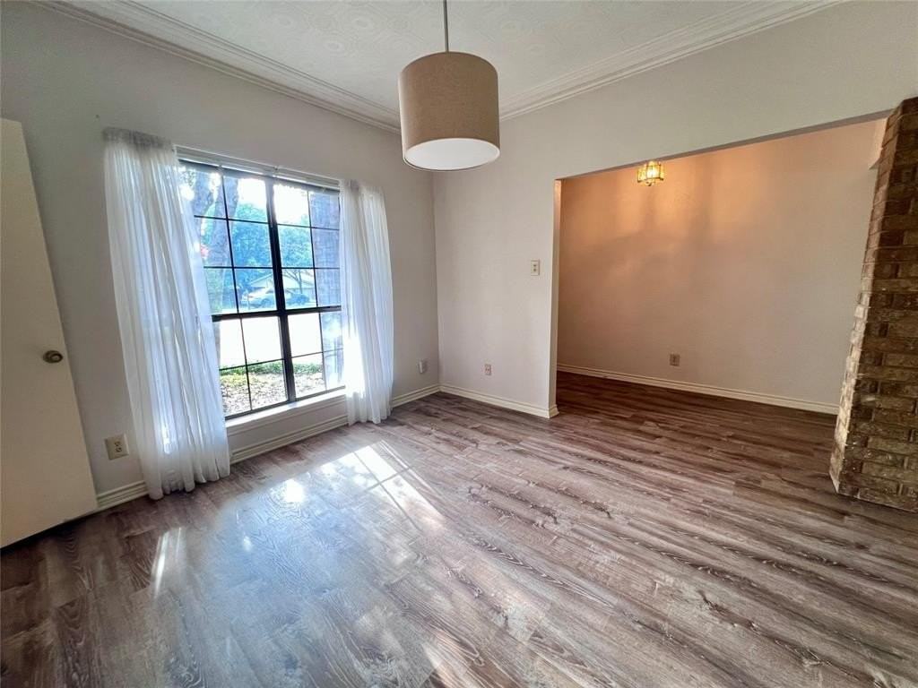 1107 Rita Ln - Photo 6 of 35