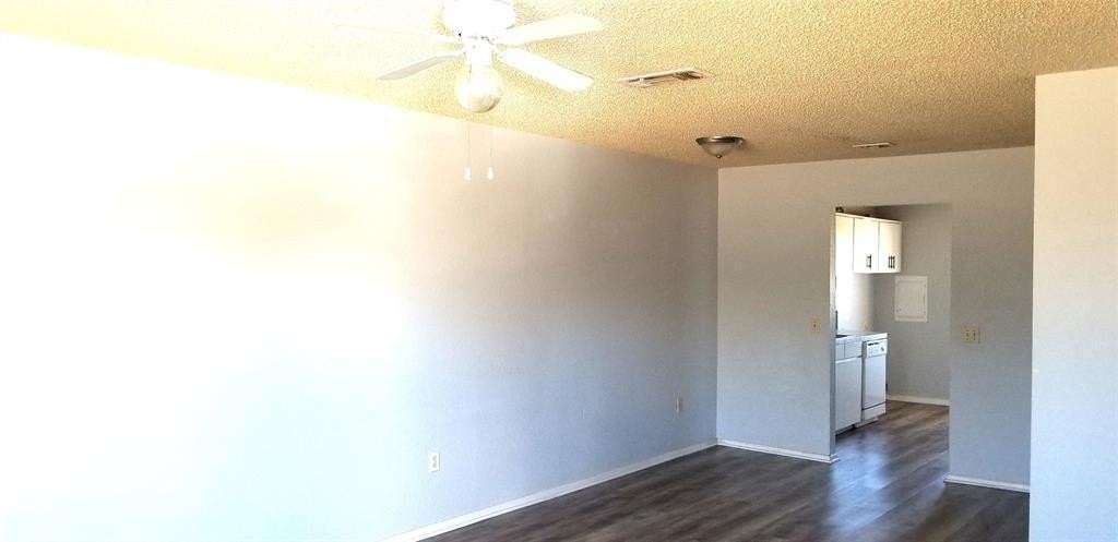 601 County Road 805a - Photo 3 of 10