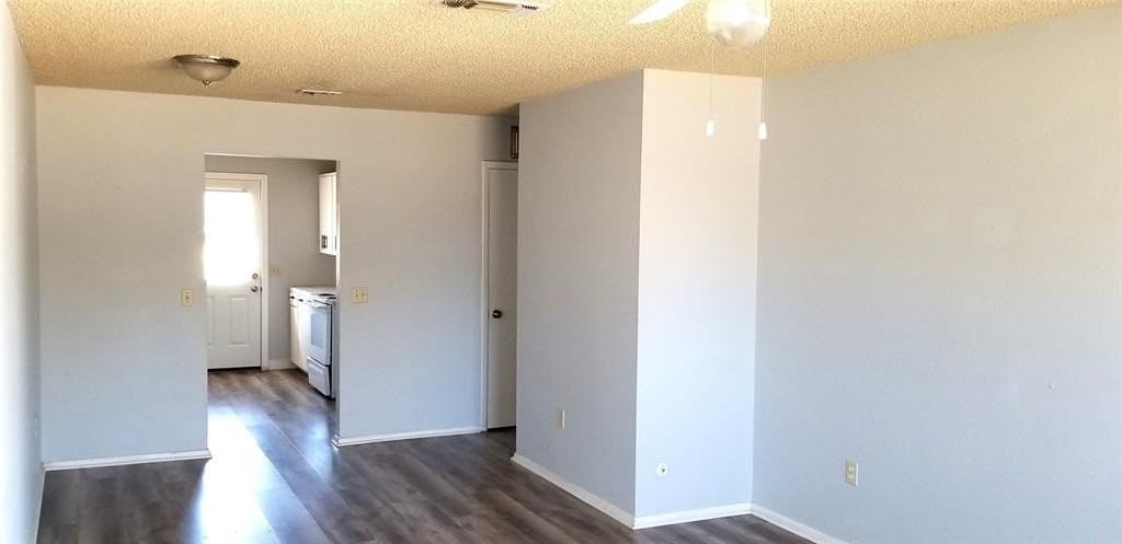 601 County Road 805a - Photo 4 of 10