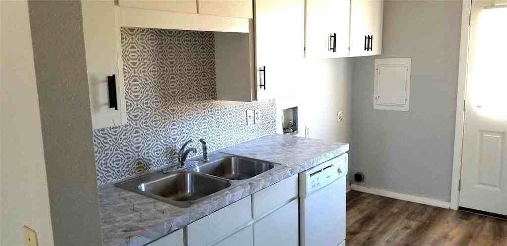 601 County Road 805a - Photo 5 of 10