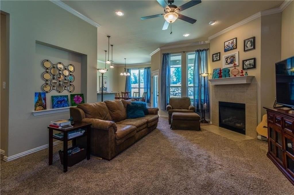 1818 Woodland Park Dr - Photo 2 of 21