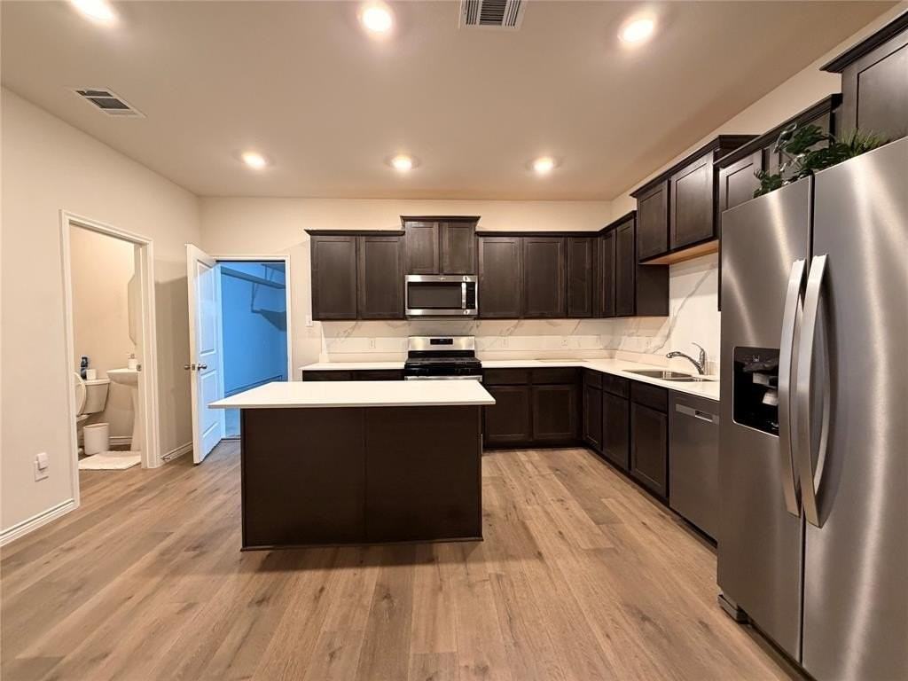 2249 Lasso Ct - Photo 3 of 37