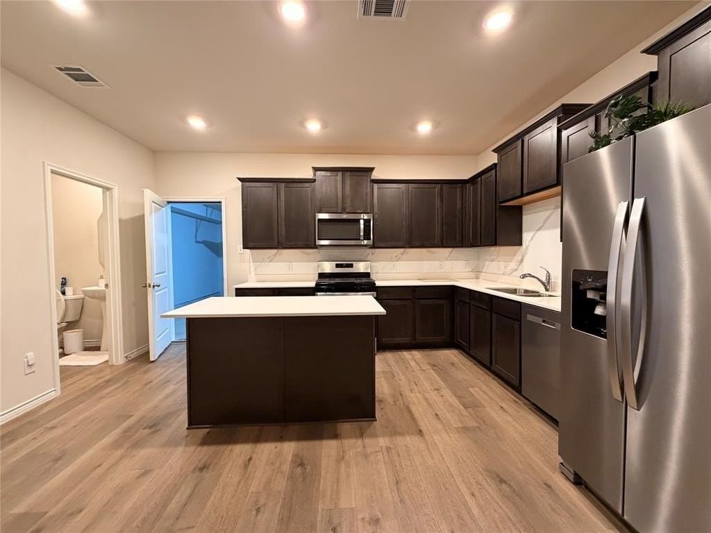 2249 Lasso Ct - Photo 4 of 37