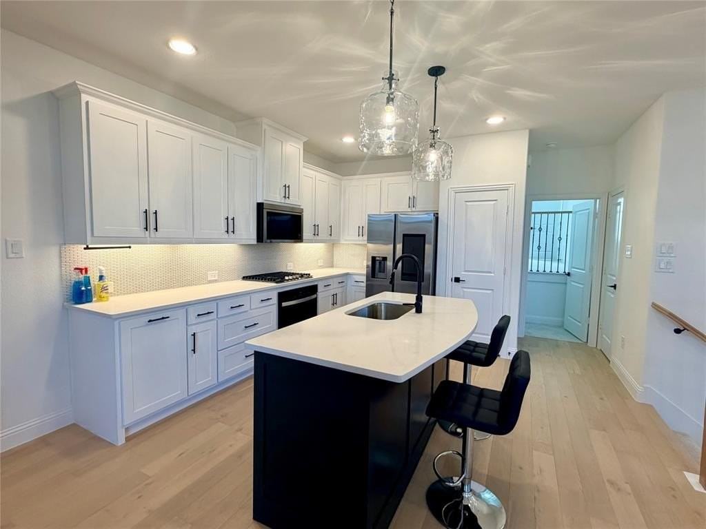 2198 Southwick Dr - Photo 4 of 13