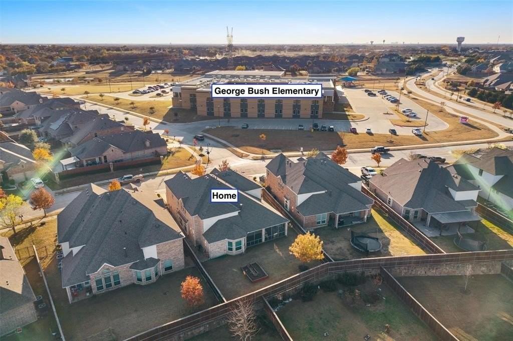 2003 Silent Shore St - Photo 3 of 40