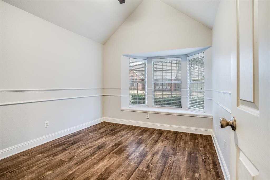 507 Glenn Ln - Photo 5 of 25