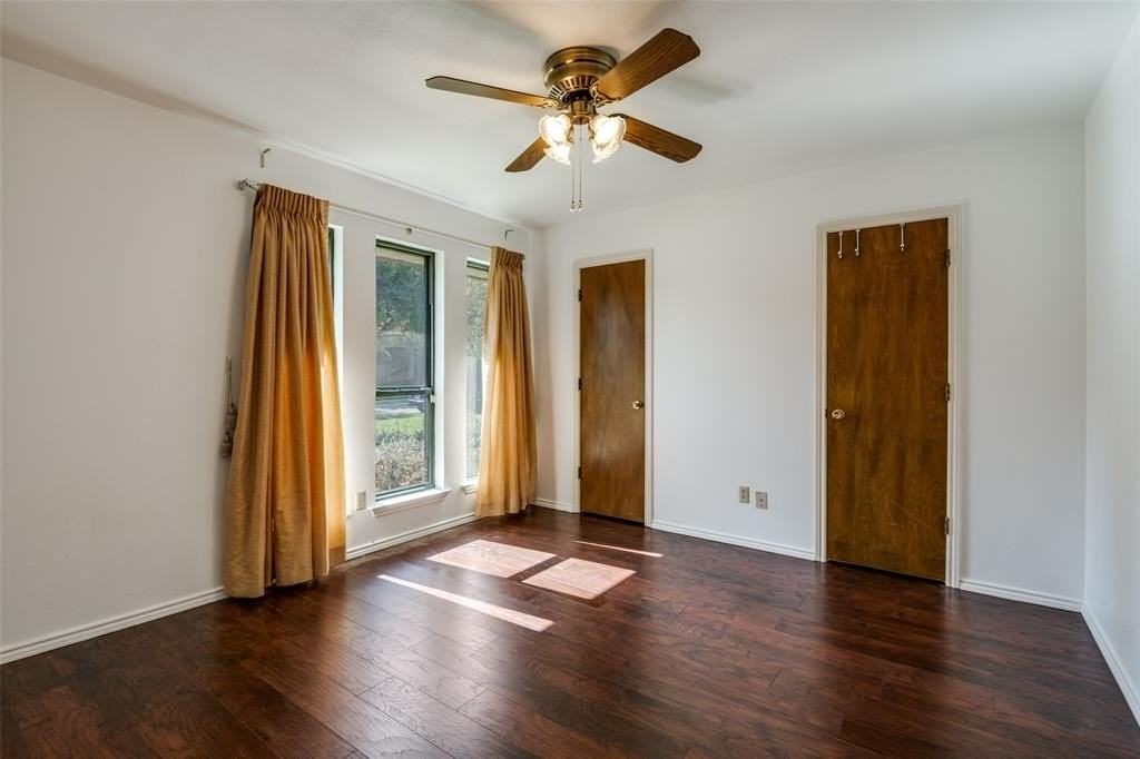 1701 Midcrest Dr - Photo 6 of 16