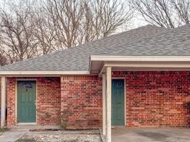 featured image of 502 N Sewell Dr #B