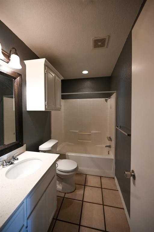 604 N Sewell Dr #B - Photo 5 of 10