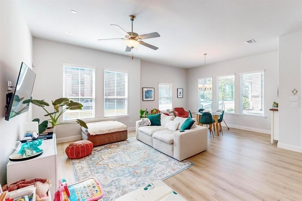 6024 Silverado Trl - Photo 7 of 29