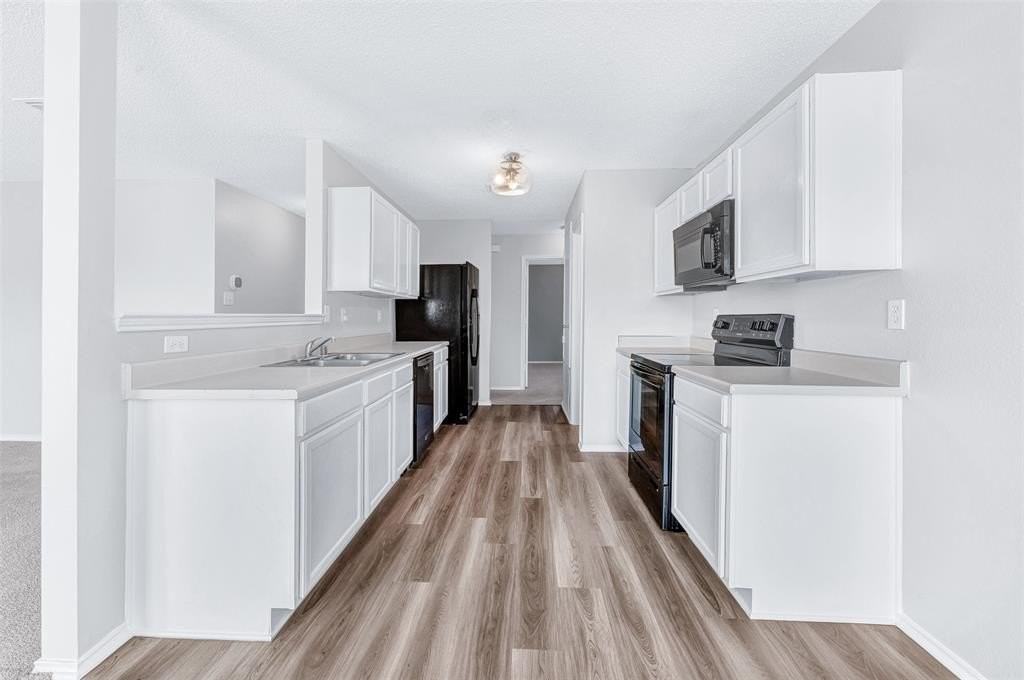 2710 Sutters Mill Way - Photo 7 of 24