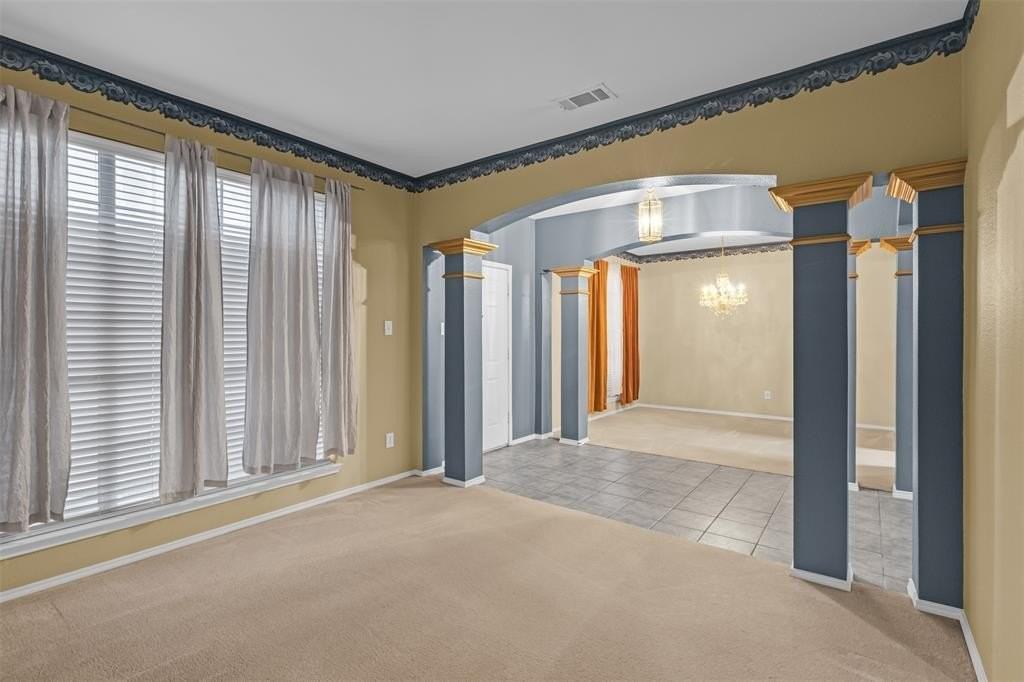 214 Forestview Rd - Photo 6 of 39