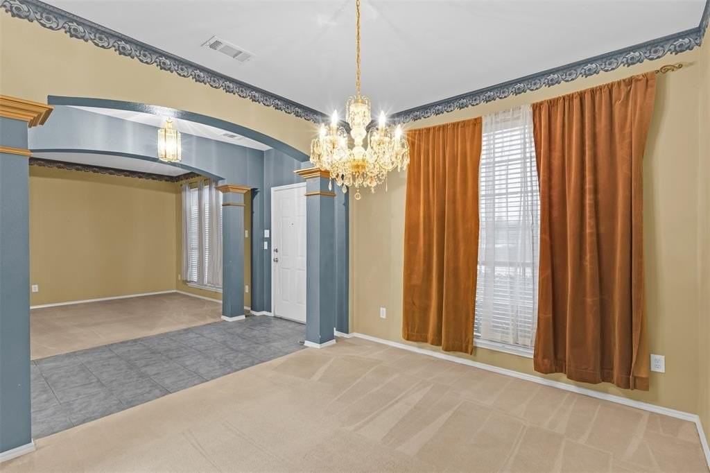 214 Forestview Rd - Photo 7 of 39