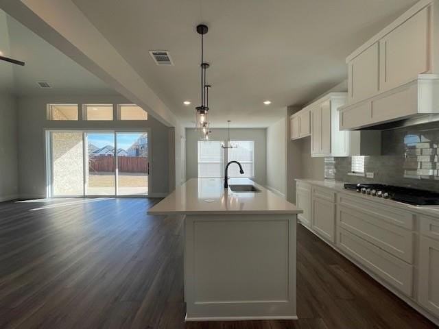 1609 Whisperwood Way - Photo 6 of 40