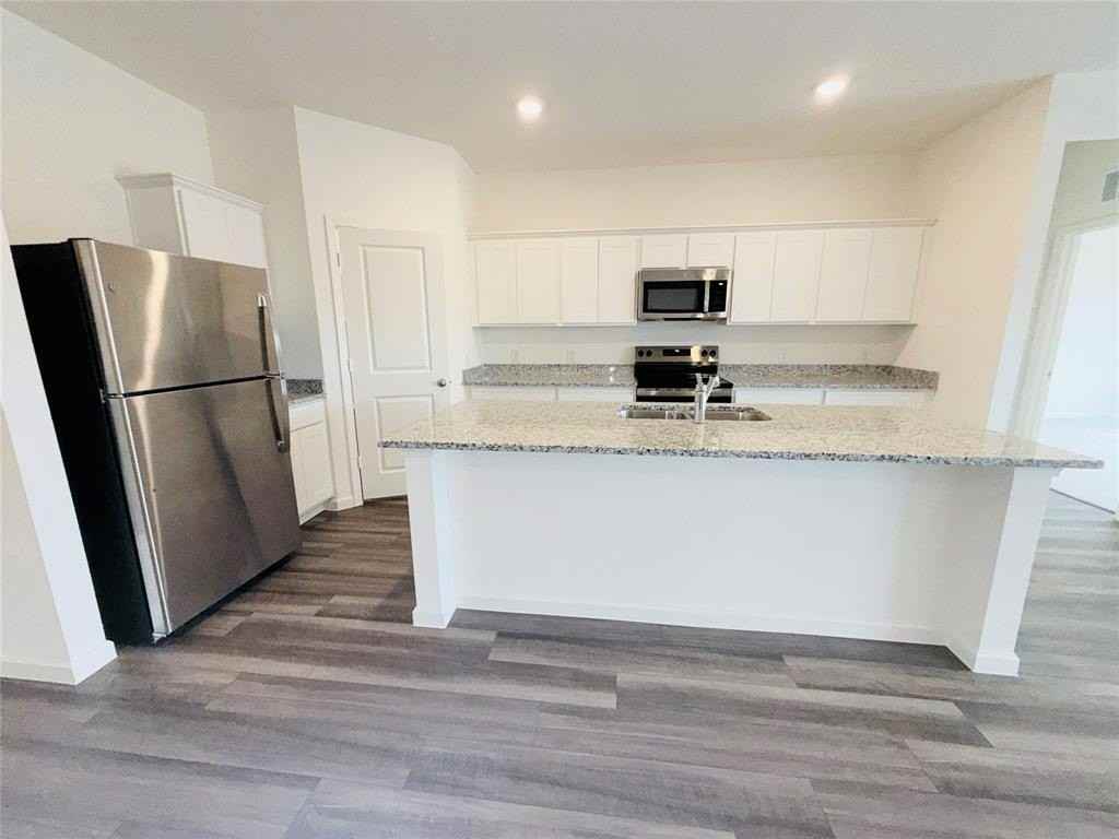 1245 Herring Dr - Photo 6 of 24