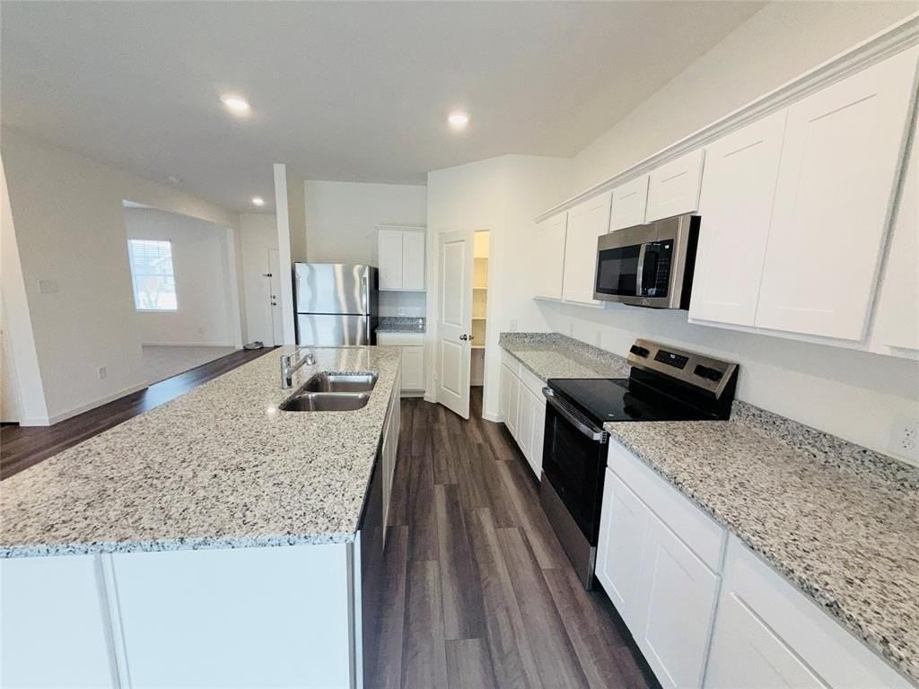 1245 Herring Dr - Photo 7 of 24