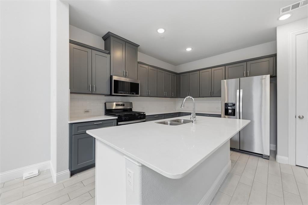 8120 Foraker St - Photo 2 of 28