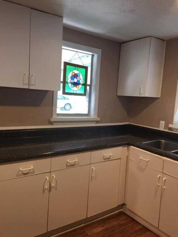 4410 Bonham St - Photo 6 of 13