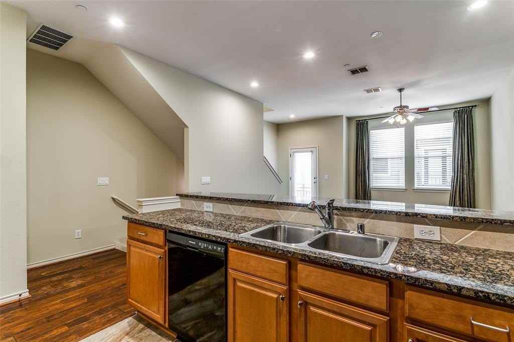 4121 Mckinney Ave #31 - Photo 6 of 22