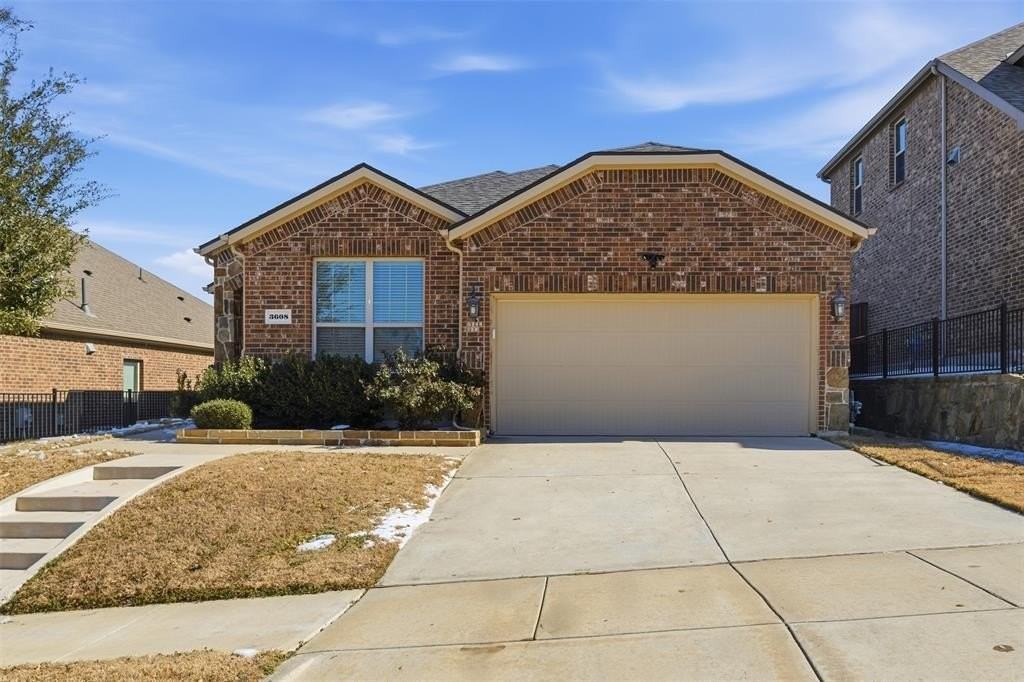 3608 Bastrop St - Photo 2 of 25