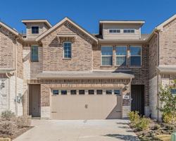 featured image of 736 Thorncreek Dr
