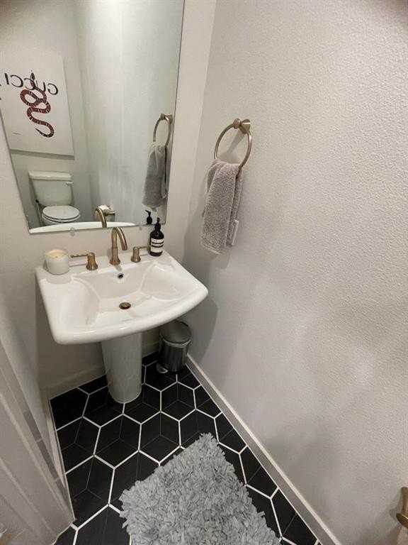 811 Mountain Laurel Dr - Photo 7 of 25