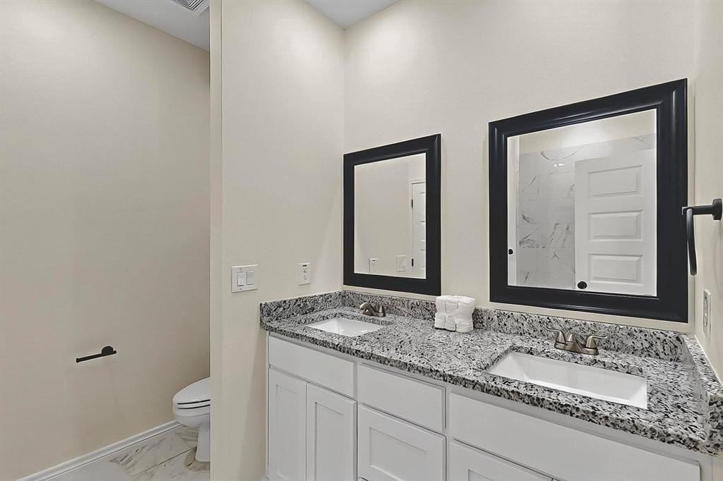 415 Martin Luther King Jr Dr - Photo 7 of 26