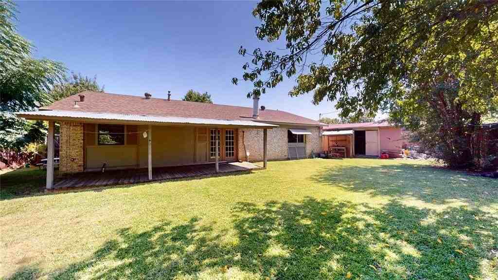 3304 Crestforest Cir - Photo 3 of 3