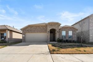 featured image of 16032 Farringdon St