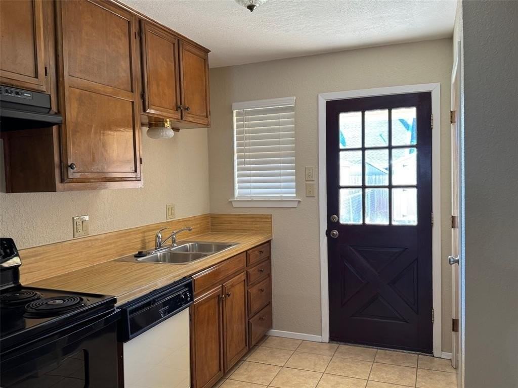 1002 Harbor Lakes Dr - Photo 7 of 36