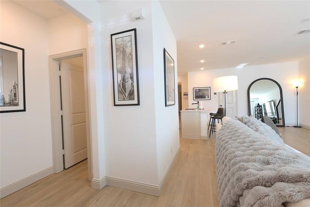 8523 Mint Mews - Photo 3 of 33