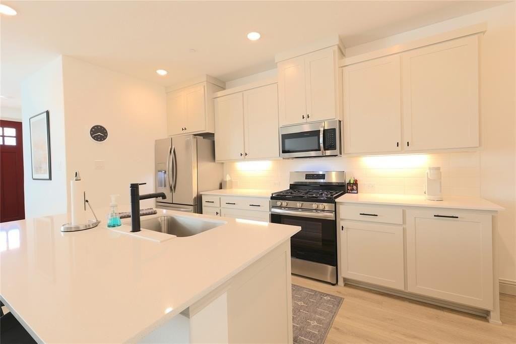 8523 Mint Mews - Photo 5 of 33