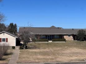 119 Lakeshore Dr - Photo 1 of 1