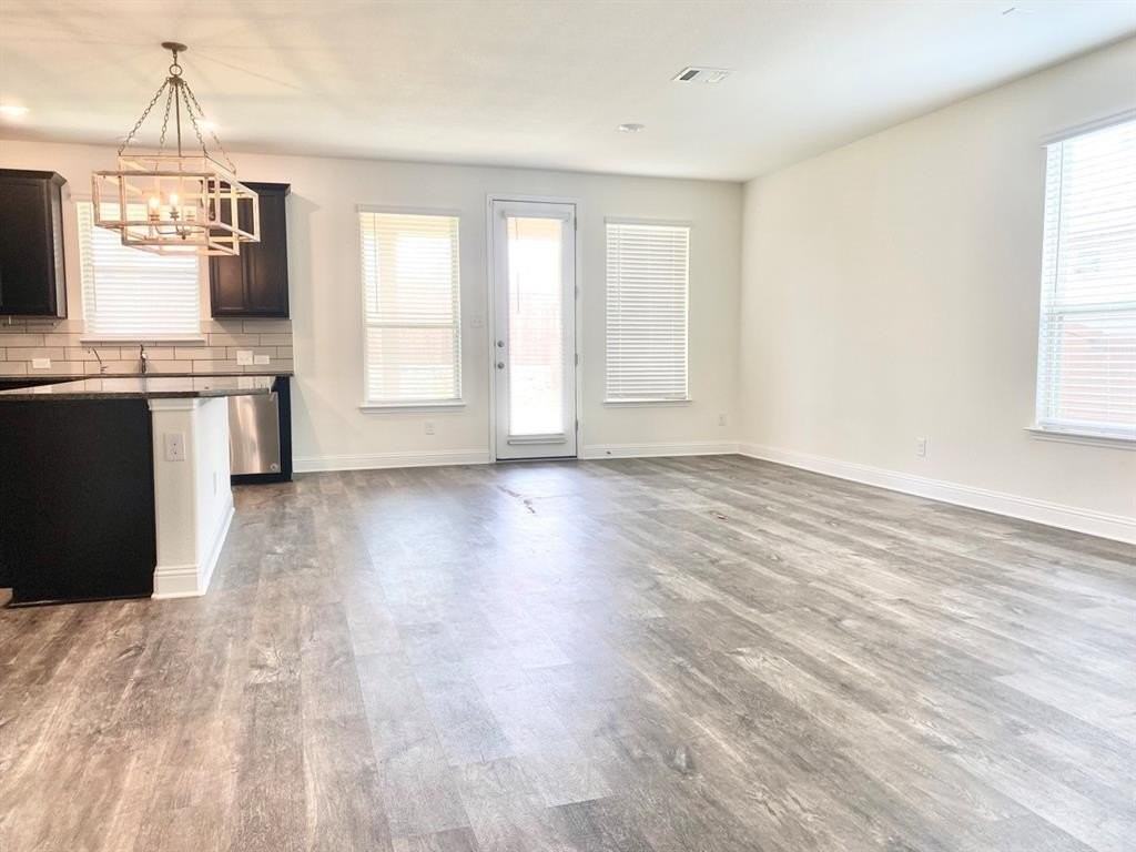 816 Brock Dr - Photo 5 of 14