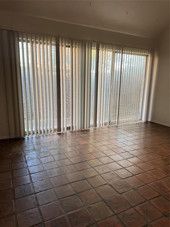 13424 Blossomheath Ln - Photo 4 of 31