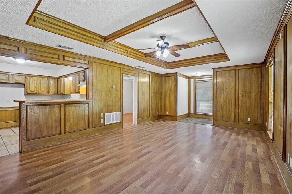 219 E Pritchard #219 - Photo 4 of 14