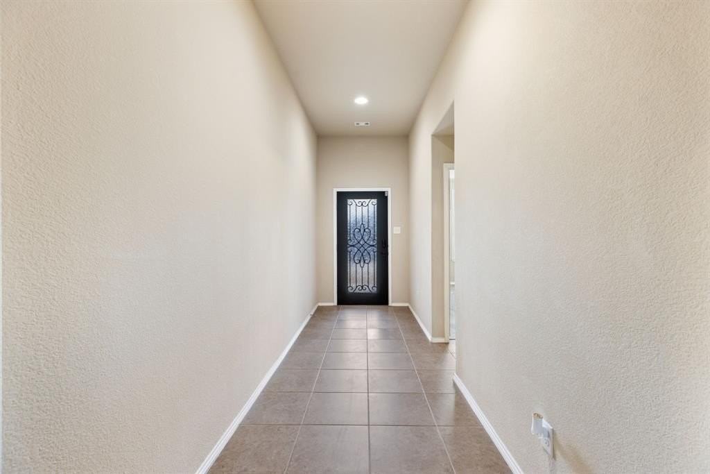 1809 Whistler Dr - Photo 4 of 30