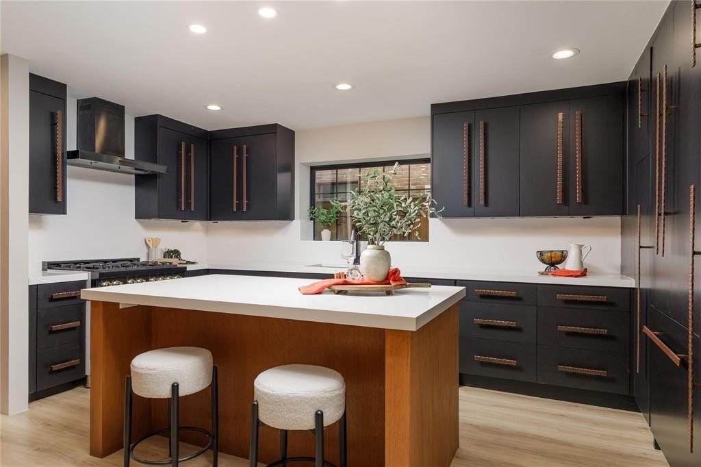 3618 Asbury St - Photo 6 of 34