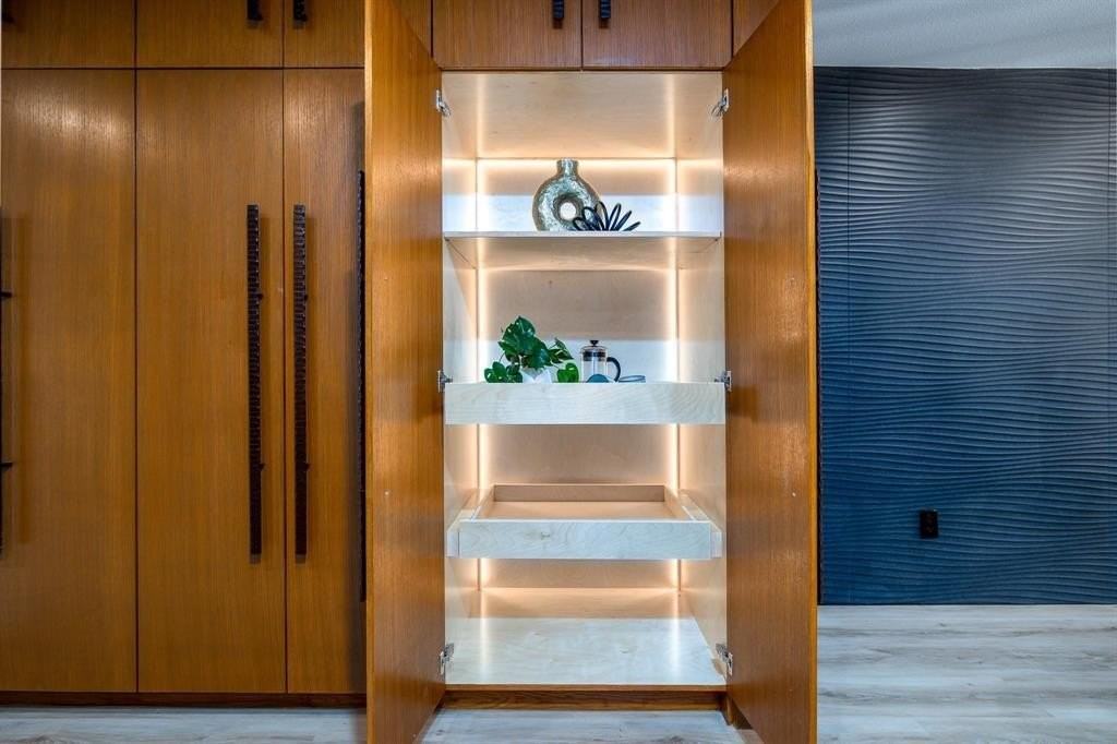 3618 Asbury St - Photo 7 of 34