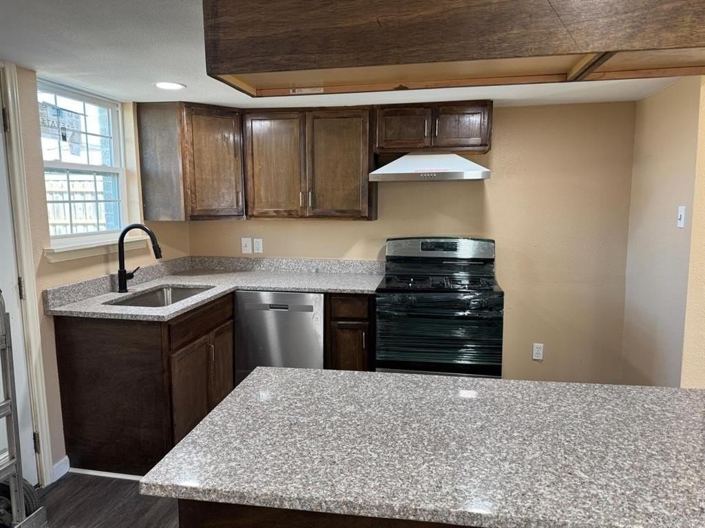 2705 Blue Ridge Dr - Photo 6 of 15