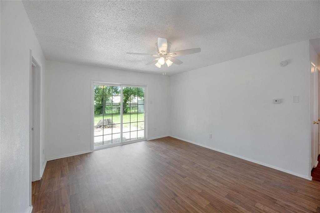 1725 Indian School Rd - Photo 6 of 27