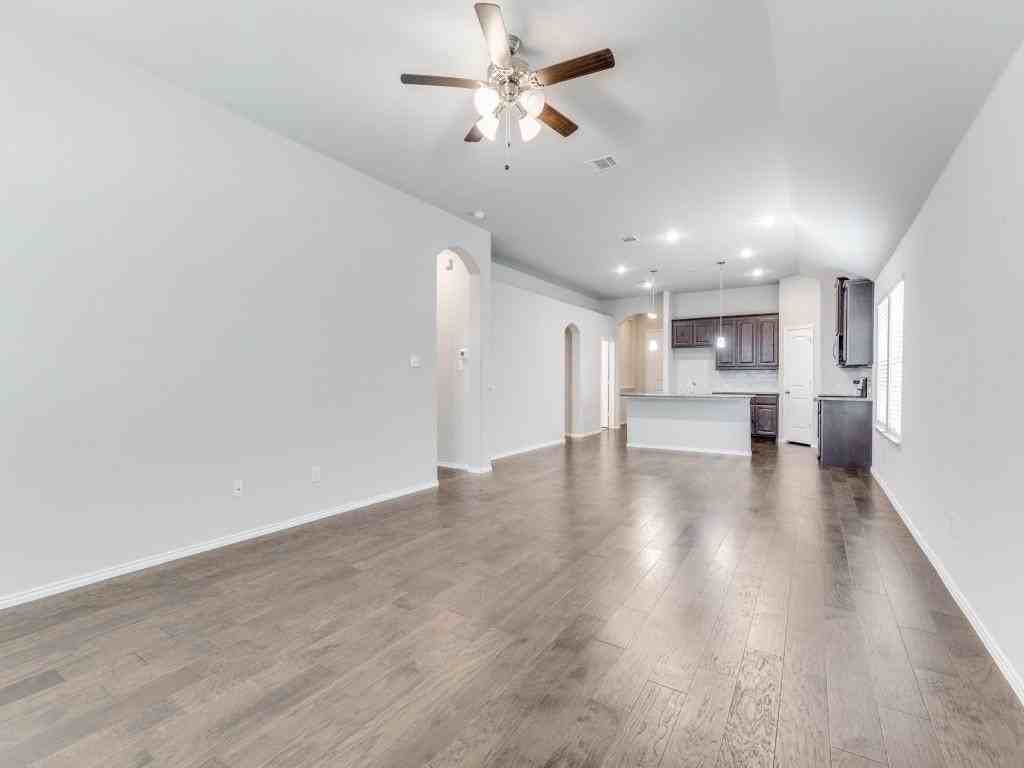 229 Rosemary Dr - Photo 6 of 25