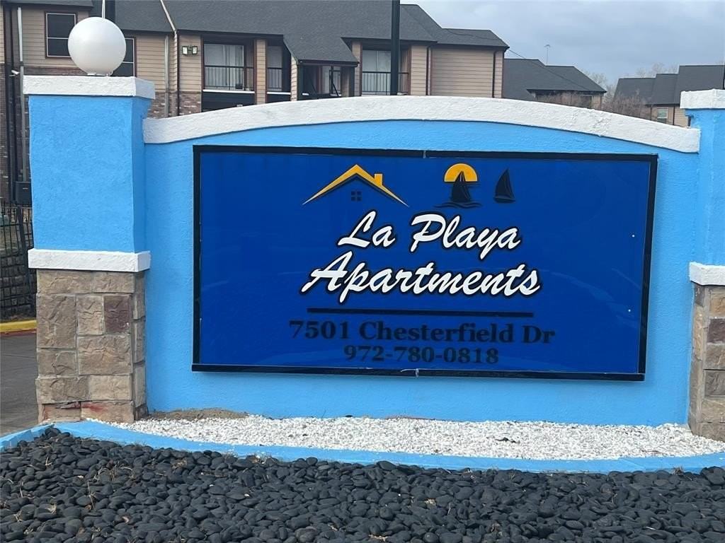 7501 Chesterfield Dr - Photo 2 of 12