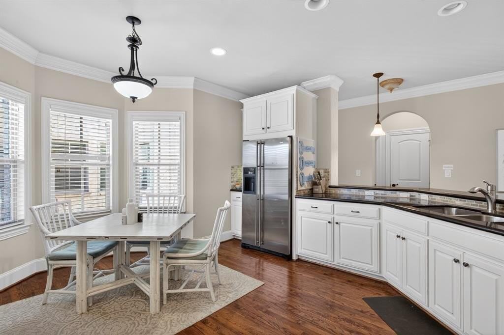 5801 Hillcrest Ave #06 - Photo 4 of 16