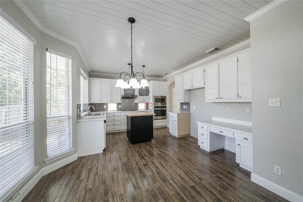 1940 Robin Ln - Photo 7 of 38