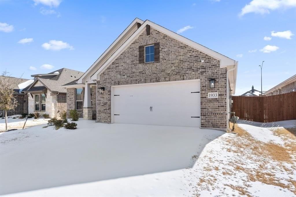 1933 Kelva Dr - Photo 3 of 37