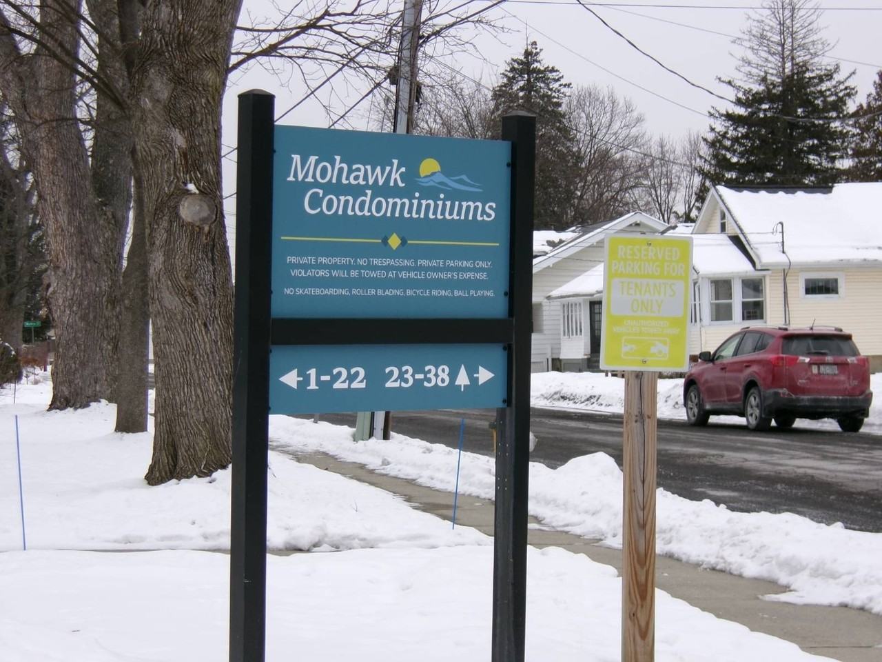 222 S Ten Broeck St #3 - Photo 3 of 28