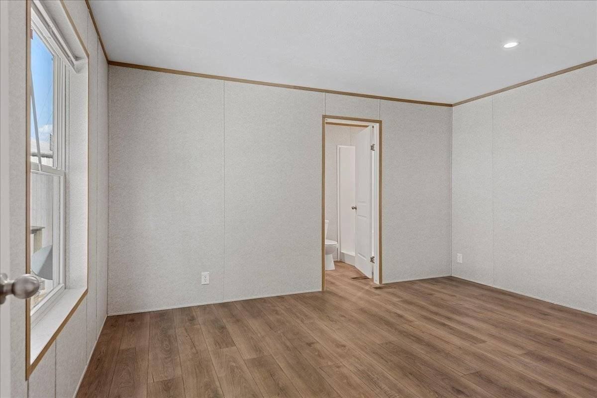 1751 N Grand Ave W #2 - Photo 7 of 20